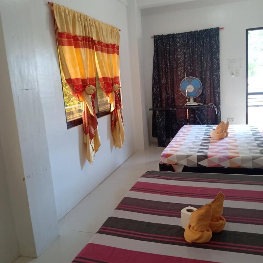 Chelle'S Apartelle-Inn El Nido Ngoại thất bức ảnh